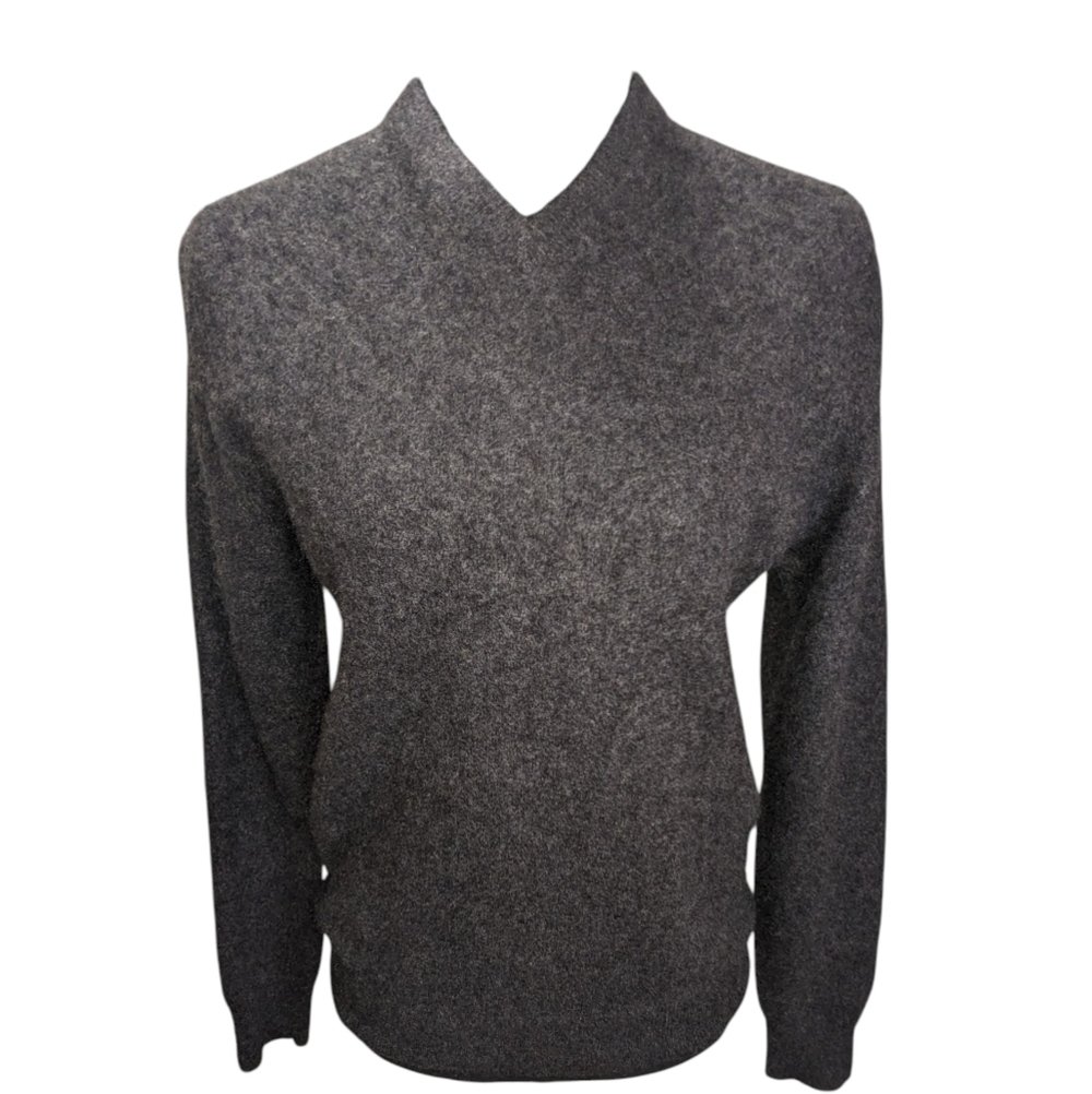 Elegant Cashmere Charcoal Gray Women's Sweater Minimalist Fall Size Medium Flaw